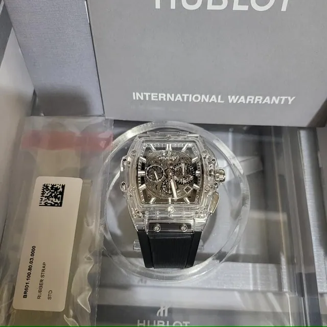HUBLOT 宇舶 Spirit of Big Bang Sapphire 大爆炸 酒桶型 全球限量250只