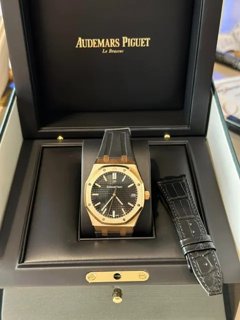 AP 愛彼 15500 (已停產)